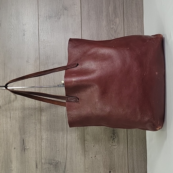 Madewell Handbags - Madewell Burgundy Leather Tote Shoulder Bag